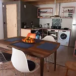 Danesi - да ναι Si Apartment
