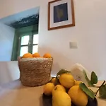 Danesi - да ναι Si Apartment