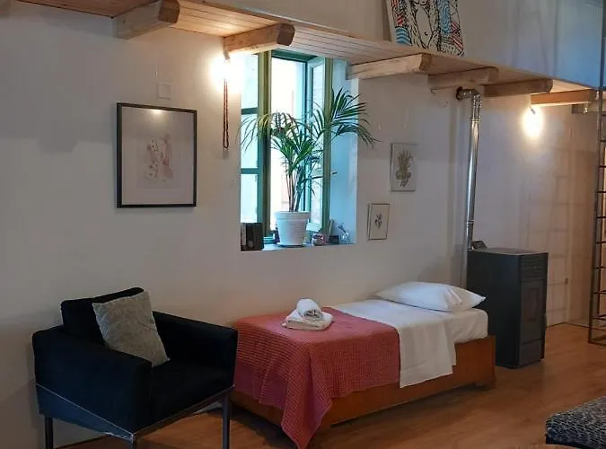 Danesi - да ναι Si * Leonídion